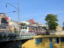 Bahnhof Yenikapi, interessant der Fahrleitungsmast. Da kommen Erinnerungen an die deutsche Vorkriegsausf�hrung auf