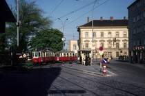 Wien Wiener Stadtwerke-Verkehrsbetriebe (WVB) SL D (M 4143 (Simmeringer Waggonfabrik 1929)) XIX, Döbling, Nußdorf, Nußdorfer Platz / ÖBB-Bf Nußdorf am 30. April 1976. - Das Zielschild zeigt 'Südbahnhof', aber der Zug fährt nach Nußdorf, Zahnradbahnstraße. - Scan eines Diapositivs. Kamera: Leica CL.