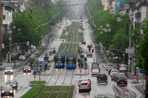 Zugbegegnung an der Haltestelle Kirchweg/Wehlheider Platz. Aufgenommen am 05.05.2012 in Kassel.