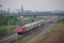 BR 101 055-2 schob den IC 2044 von Leipzig nach K�ln. (05.05.2012)