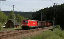 185 233-4 mit dem EK 55834 (Villingen(Schwarzw)-Offenburg Gbf) bei St.Georgen 11.5.12