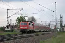 111 221 & 218 am 05.05.12 mit der RE nach N�rnberg bei Feldmoching