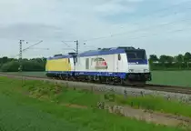 246 011-1 mit 146 542 im schlepp ist am 11.05.2012 bei L�tzelsachsen