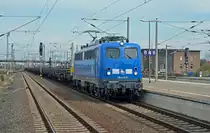 140 038 fuhr am 10.04.12 mit einem Langschienenzug durch Bitterfeld Richtung Leipzig.
