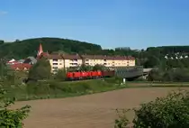 Sehr gro�es Frachtaufkommen beim VG 72052 konnte am 10.05.2012 im Traisental beobachtet werden, weshalb der Zug mit 2070.037 und 053 bespannt wurde. Wilhelmsburg
