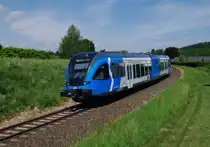 Der blaue GTW 5062 003 der Steierm�rkischen Landesbahnen fungiert als Werbetr�ger f�r die steirische S-Bahn. Am 03. Mai war der Triebwagen als S31 von Weiz nach Graz unterwegs und wurde von mir in Raaba bildlich festgehalten.