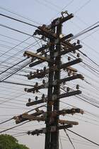 Transparente Fernmeldetechnik im Bf. Phitsanulok am 14.M�rz 2012.

