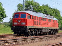 S�dlicher Berliner Au�enring am 23. Mai in H�he von Diedersdorf. 234 242-6 bef�hrt das Hauptgleis in Richtung Genshagener Heide.