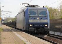 185-CL 008 kam am 17.04.2012 mit leeren Rungenwagen in Richtung Wunstorf durch Dedensen-G�mmer.