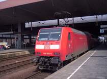 146 009-6 am Heck des RE 6 in Richtung Minden(Westf) in  D�sseldorf Hbf