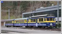 ABeh 4/4 II 311  Grindelwald  in Zweil�tschinen. (25.04.2012)