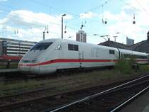 ICE 892  Hanau  in Leipzig Hbf.Aufgenommen am 17.05.2012 in Leipzig
