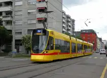 Tango mit der Betriebsnummer 162 auf der Linie 17 kurz nach der Haltestelle Wiesenplatz. Die Aufnahme stammt vom 01.06.2012.
