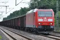 185 116-1 durchf�hrt am 05.06.2012 den Bahnhof von Dreieich-Buchschlag.