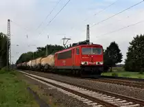 Die 155 244 mit einem G�terzug am 10.08.2010 unterwegs bei D�rverden.