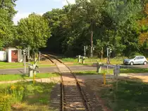 Der Bahn�bergang 13,9 an der B 107 bei Oranienbaum; 14.09.2011