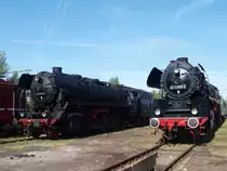 44 0093-3 und 41 1185-2 ausgestellt am 12.09.2010 zum Eisenbahnfest in Berlin-Sch�neweide!