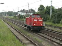 Ehemalige BR 345 als V60 4 der OHE (Osthavell�ndische Eisenbahn AG) durchf�hrt den Stillgelegten Bahnhof Satzkorn richtung Priort.