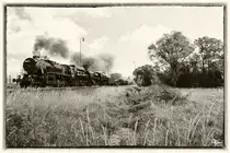 Am 3. Tag der Kindertage rund um Vr�tky, gab es einen Fotog�terzug, welcher mit den beiden Dampfloks 555 3008 & 556 036 als Sv 31219 von Vr�tky nach Kremnick� Bane unterwegs war.
Pr�bovce 3.6.2012

