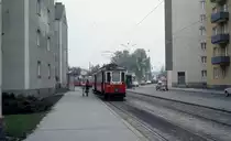 Wien Wiener Stadtwerke-Verkehrsbetriebe (WVB) SL 231 (M 4006 (Grazer Waggonfabrik 1927)) XXI, Floridsdorf, Matthäus-Jiszda-Straße / Floridsdorfer Hauptstraße am 2. November 1976. - Scan eines Diapositivs. Film: Kodak Ektachrome. Kamera: Leica CL.