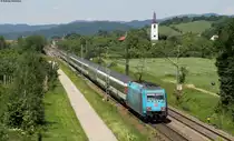 101 016-4  Unicef  mit dem EC 101 (Hamburg Altona-Chur) bei Denzlingen 28.5.12. Inzwischen hat die Lok schon ein neues Design