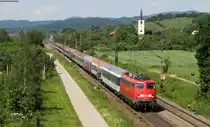 110 489-2 mit dem NF 13995 (Ha�furt-Lourdes) bei Denzlingen 28.5.12