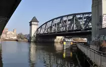 10.03.10, Berlin Treptower Park; ehem Stw Tnt (Treptow Nordturm) an denSpreebr�cken