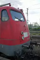 110 415 mit aerodynamischer B�gelfalte abgestellt im Ludwigshafener Hbf. (12.05.12)