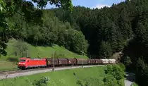 185 382-9 mit dem EK 55834 (Villingen(Schwarzw)-Offenburg Gbf) bei Nu�bach 29.5.12