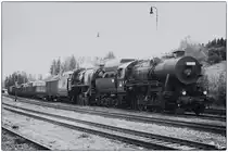 Am 3. Tag der Kindertage rund um Vr�tky, gab es einen Fotog�terzug, welcher mit den beiden Dampfloks 555 3008 & 556 036 als Sv 31219 von Vr�tky nach Kremnick� Bane unterwegs war. 
Kremnick� Bane 3.6.2012 

