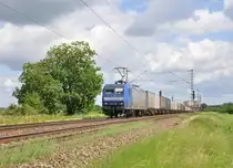 145-CL 204 von ALPHA TRAINS im Moment f�r XRail unterwegs mit Containern auf der Rheintalbahn bei Wiesental am 9.6.2012