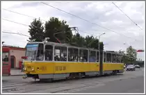 Wenigstens farblich unterscheiden sich die Strassenbahnz�ge in Kaliningrad. (05.06.2012)