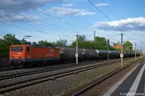143 001  White Lady  ArcelorMittal Eisenh�ttenstadt Transport GmbH mit einem Kesselzug  Kohlenstaub , bei der Einfahrt in Nennhausen. 10.06.2012