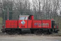 CC-Logistics 262 007 (214 007) am 12.4.12 bei Rangierarbeiten in Duisburg-Ruhrort Hafen.