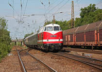 Hier durchfhrt 118 770-7 am 09.06.2012 den Bahnhof Leipzig-Wiederitzsch. Die Aufnahme ist ein Nachschu, die 118 ist hier Schlulok eines Sonderzuges.