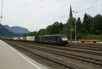 189 923-6 (TXL) bei der Ausfahrt in Kufstein am 06.06.2012