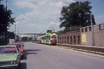Wien Wiener Stadtwerke-Verkehrsbetriebe (WVB) SL AK (E1 4782 (SGP 1972)) II, Leopoldstadt, Wehlistraße im Juli 1977. - Im Hintergrund liegt das Hallenstadion. - Scan eines Diapositivs. Kamera: Leica CL.