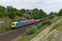 470 005 + 1116 009 mit einem Gterzug am 09.06.2012 unterwegs bei Szr.