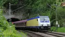 146 542-6 und 185 406-6 mit dem DbZ 93247 (St.Georgen(Schwarzw)-Triberg) Einfahrt Triberg 31.5.12