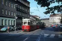 Wien Wiener Stadtwerke-Verkehrsbetriebe (WVB) SL H2 (L(4) 568 (SGP 1961)) IX, Alsergrund, Lazarettgasse / Hernalser Gürtel / Währinger Gürtel im Juli 1977. - Scan eines Diapositivs. Kamera: Leica CL.