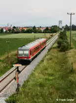 G�ubodenbahn DB 628 426 RB 59722 Neufahrn - Bogen, KBS 932 Neufahrn - Bogen, fotografiert am Einfahrt-Vorsignal von Geiselh�ring am 20.06.2012