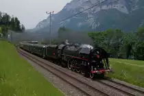 141 R 1244 dampft am 27.5.12 dem Walensee entlang von Unterterzen Richtung Mols.