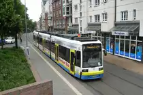 20. Juni 2012 in Schwerin.
TW. 805 bef�hrt die enge Innenstadt
und erreicht in K�rze den 
Platz der Jugend.