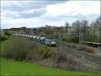 Die Montzenroute bei Botzelaer/Belgien im April 2012. Mit einen Kalkzug am Haken
ist die 2815 (E-186) in Richtung Aachen West unterwegs.