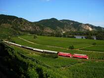 Doppel MV M61   NOHAB  Dieselloks in der Wachau 23.06.2012. zwichen Drnstein und Weissenkirchen.