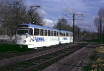 Schwerin Tw 110 und 210, Gartenstadt, 06.05.2001.