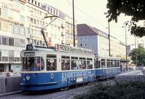 München MVV Tramlinie 19 (M5.65 2617) Karlsplatz (Stachus) am 17. August 1974. - Scan eines Diapositivs. Kamera: Minolta SRT-101.