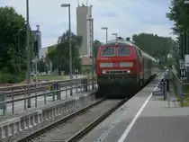 Mit vier Kurswagen aus K�ln erreichte IC 2422 mit 218 345,am 23.Juni 2012,den Bahnhof Wolgast.Die Wagen kamen mit dem IC 2422 Mecklenburg Vorpommern zusammen mit den Kurswagen nach R�gen bis Z�ssow.Ab Z�ssow �bernahm die 218 den IC der bis Wolgast als IC fuhr und ab Wolgast weiter als RE (!) 24873 nach Heringsdorf.