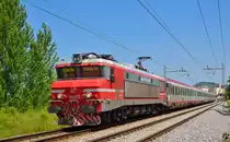 S� 363-021 zieht EC151 'Emona' durch Maribor-Tabor Richtung Ljubljana. /29.6.2012