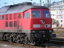 Portr�t der 233 696 abgestellt am 06.11.2005 im HBF N�rnberg
